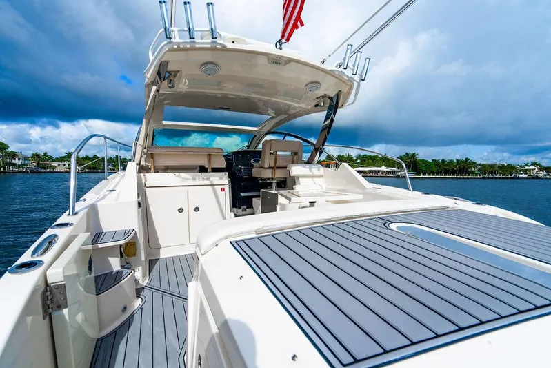 Yalla Yacht Photos Pics 