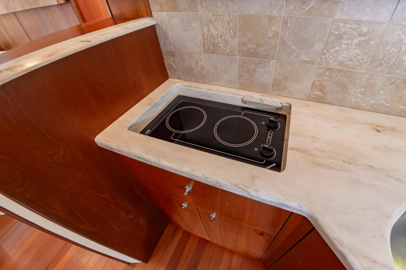 Proteus II Yacht Photos Pics 