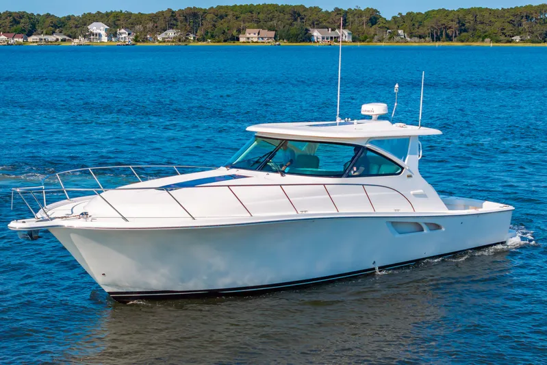 Proteus II Yacht Photos Pics 