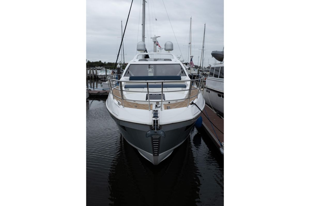 2015 Azimut 55 