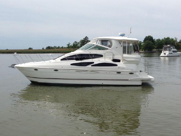 cruisers 405 motor yacht for sale