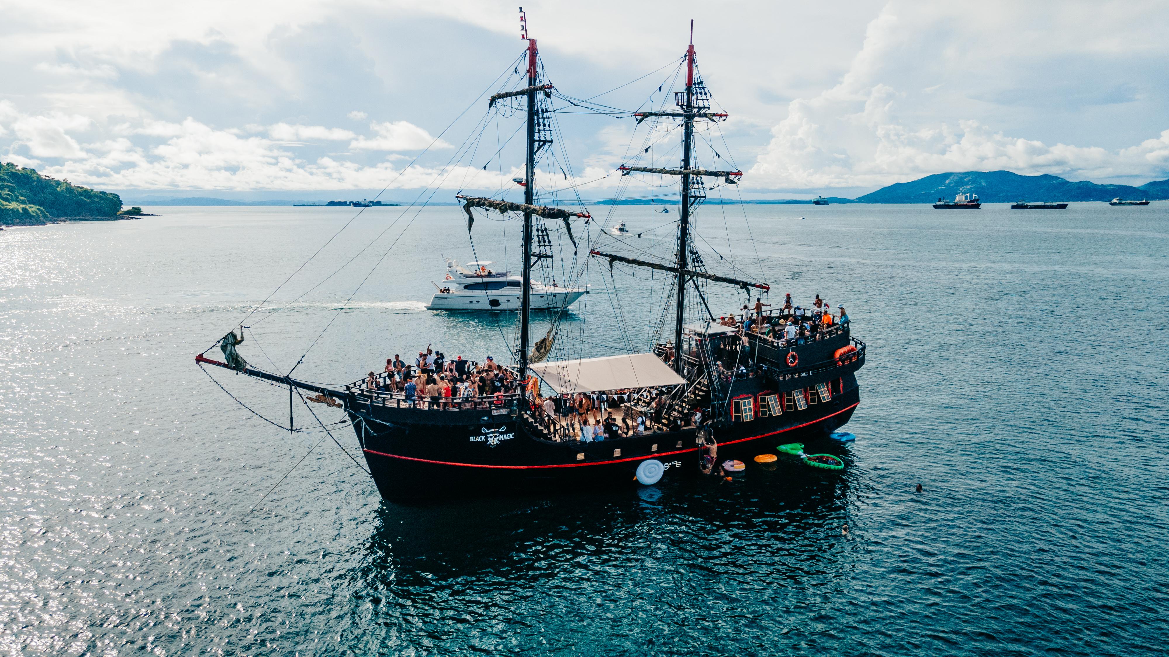 Neuf 1965 Custom Sturgeon Bay Shipbuilding Victory Annonces du Bateau