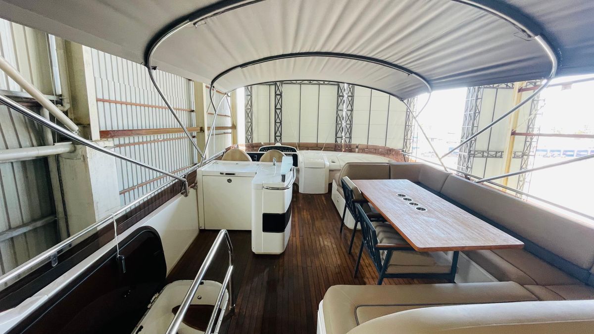 2012 Princess 64 