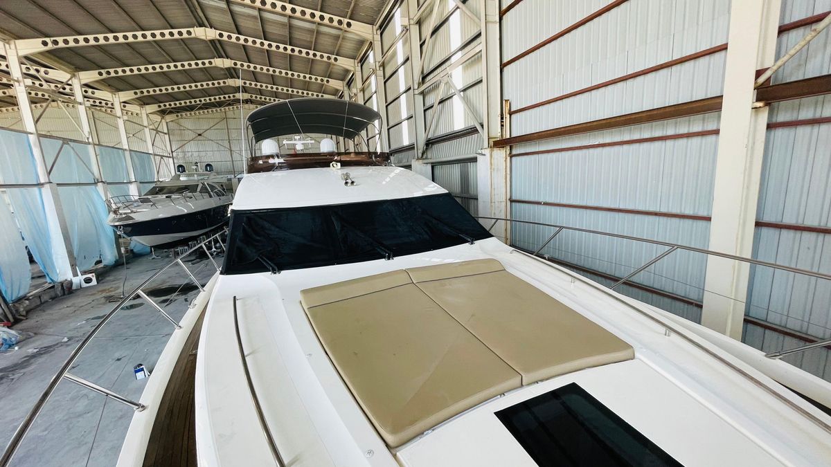 2012 Princess 64 