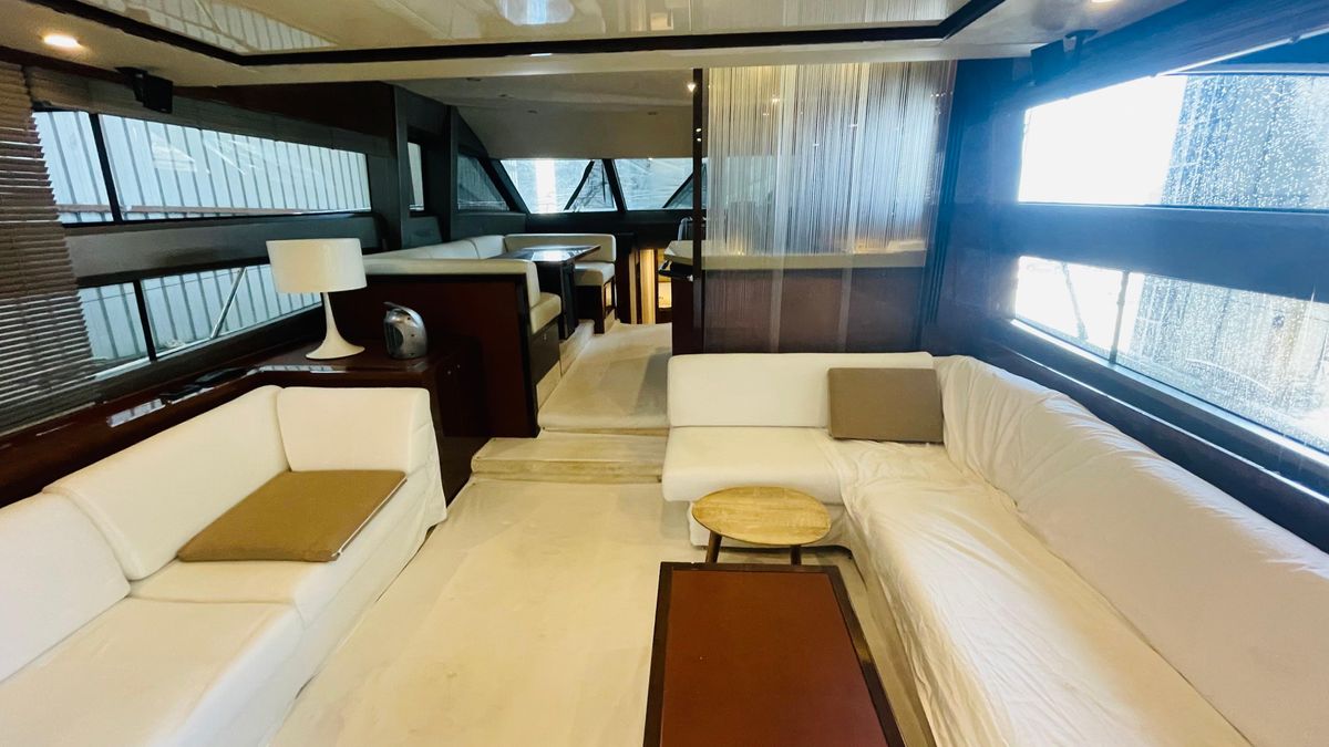 2012 Princess 64 