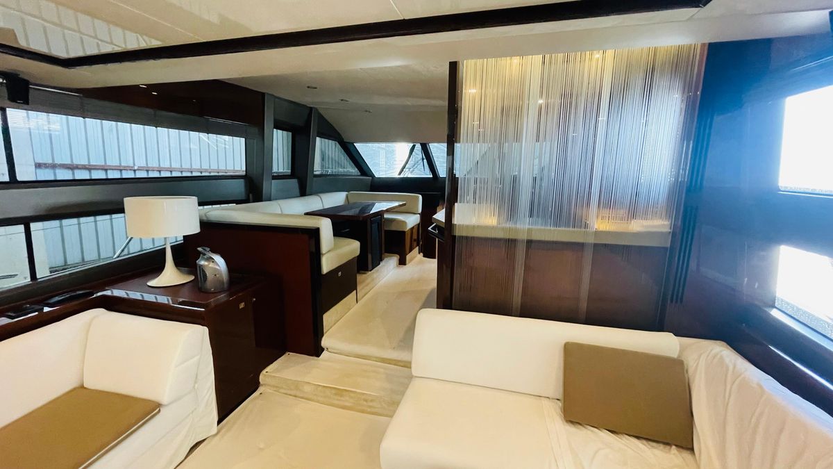 2012 Princess 64 