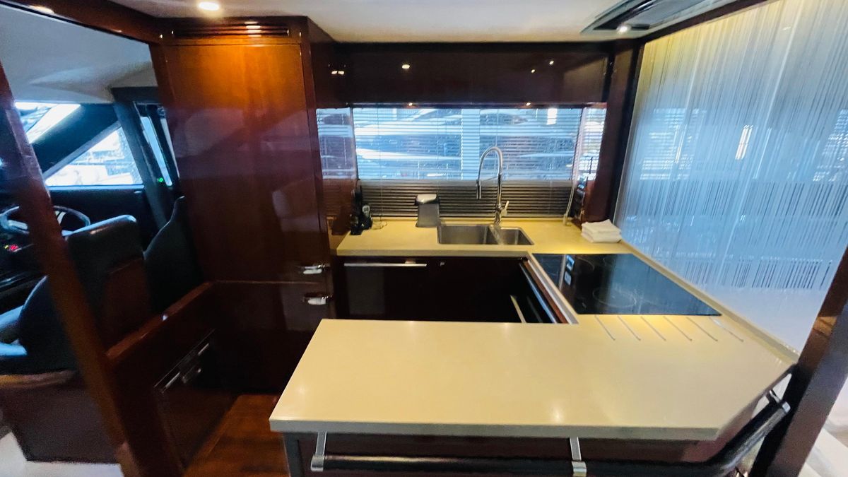 2012 Princess 64 