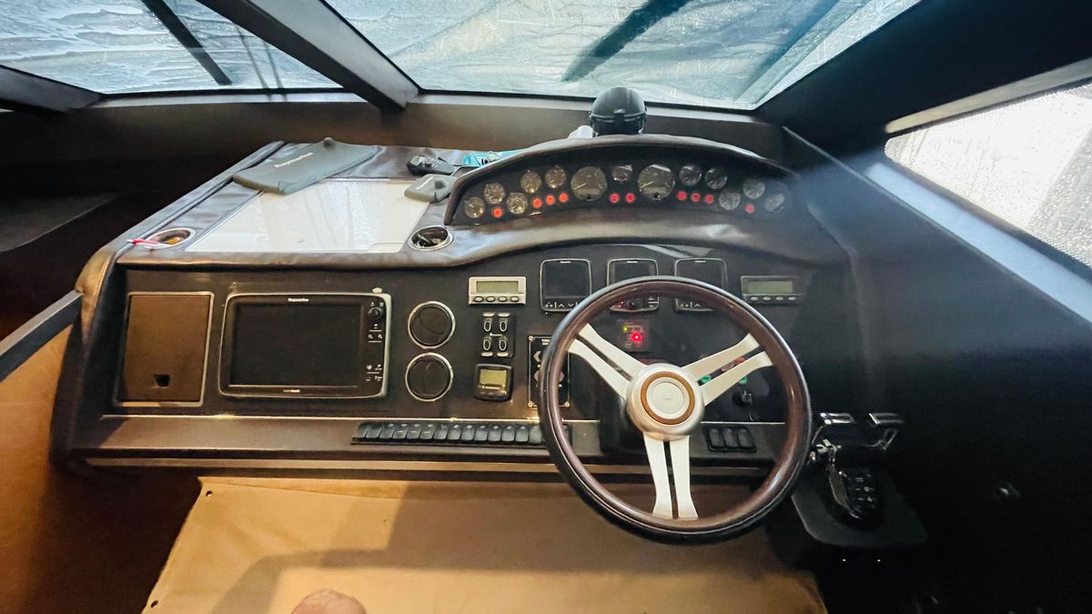 2012 Princess 64 