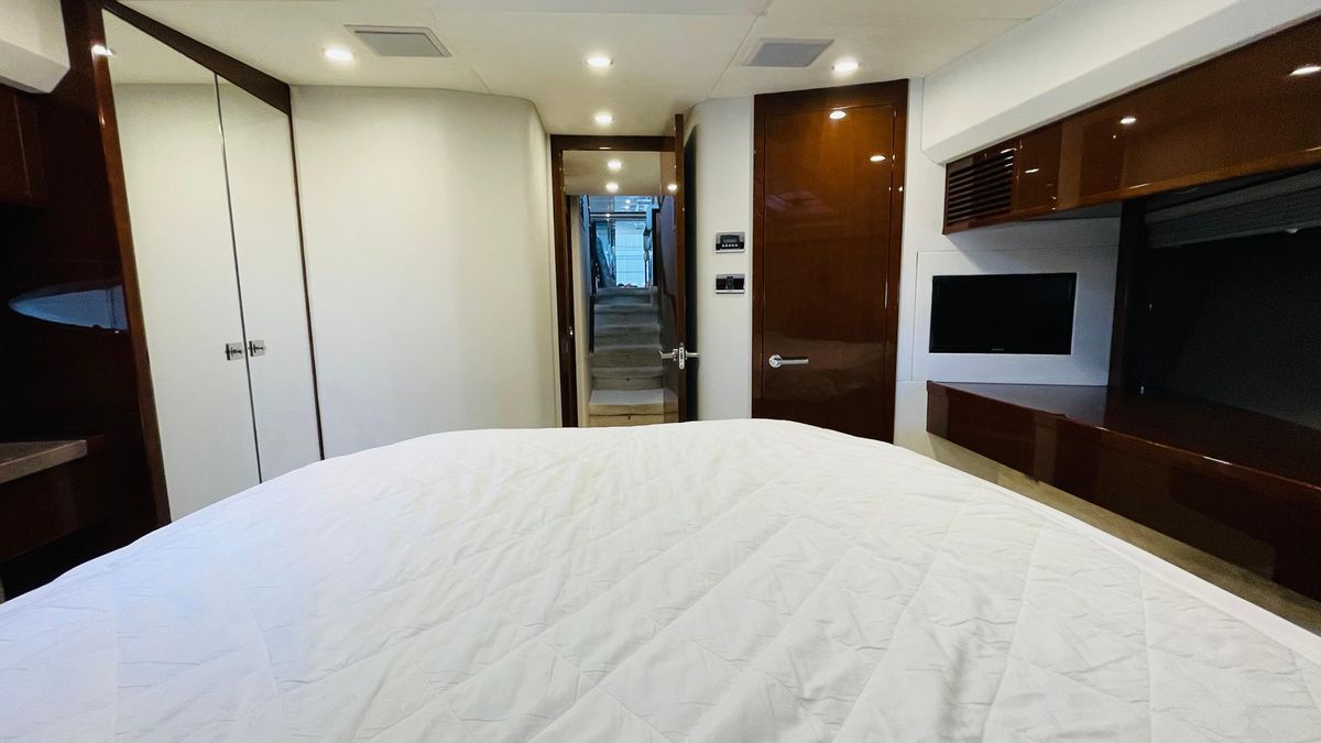 2012 Princess 64 