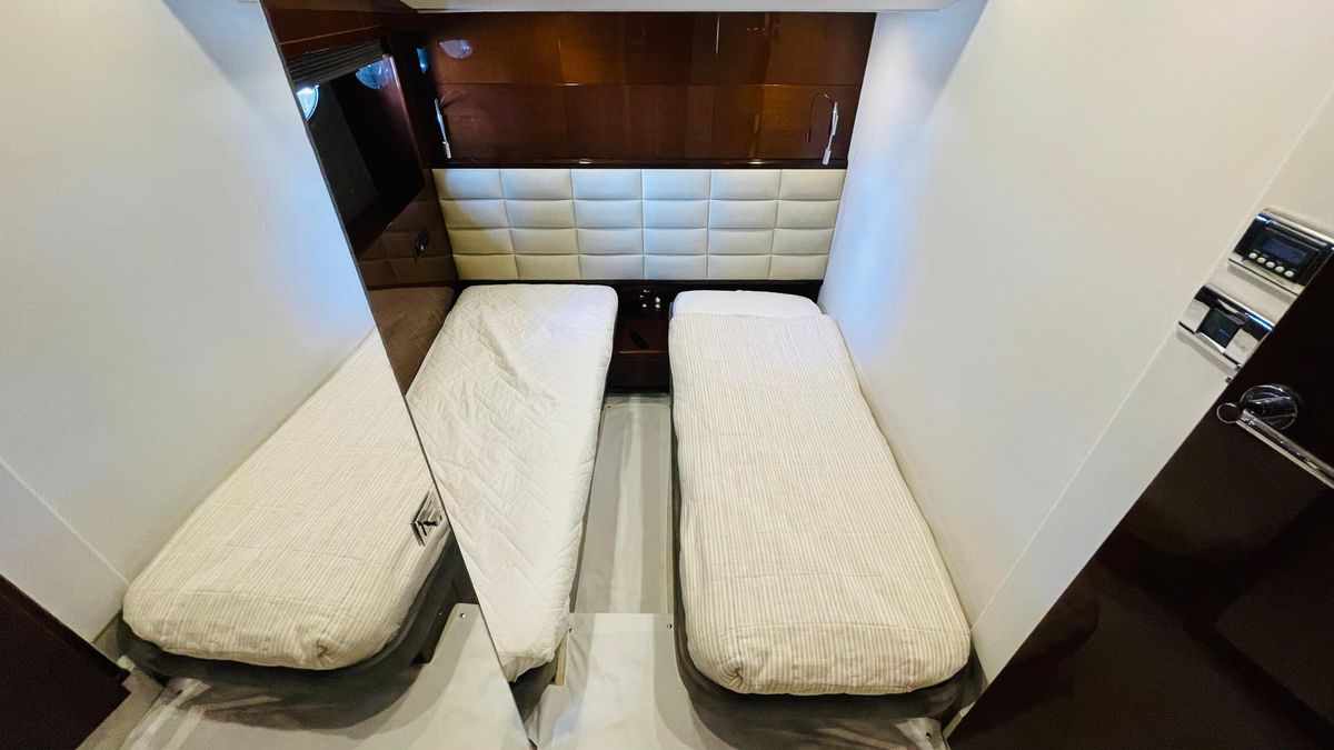 2012 Princess 64 