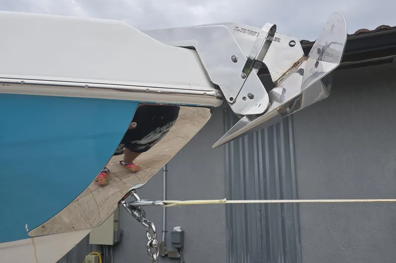  Yacht Photos Pics 2016 Extreme Boats model with polished anchor and blue hull detail.