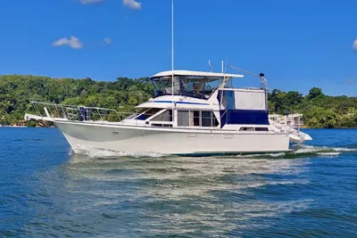 1986 Tollycraft 44 Cockpit Motor Yacht