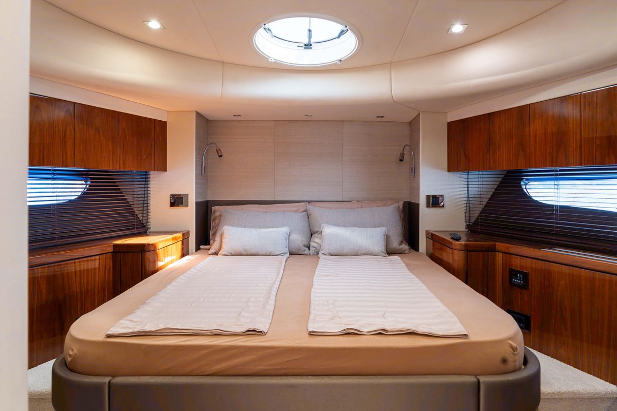 2015 Sunseeker 69 