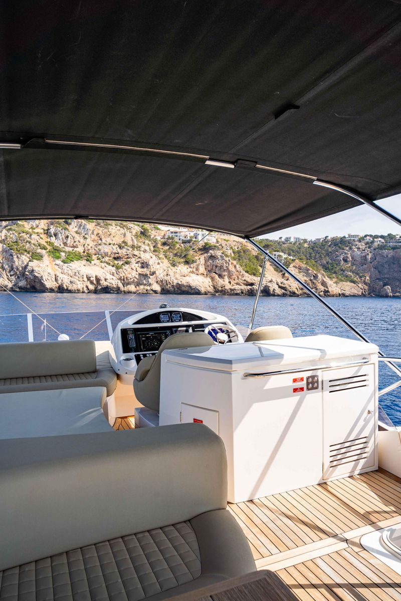 2015 Sunseeker 69 