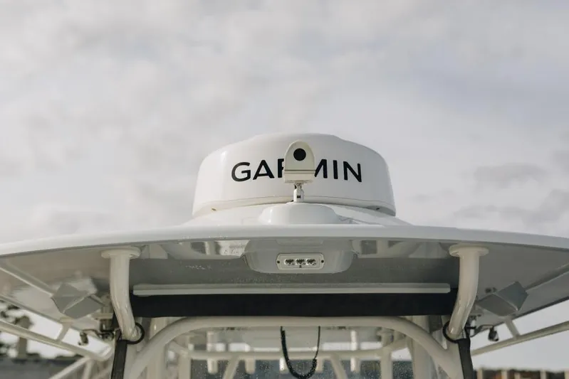 Lunasea Yacht Photos Pics 2023 Yellowfin 32 Offshore boat with Garmin radar system.