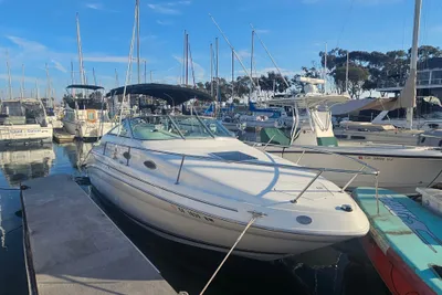 Sea Ray 240 Sundancer