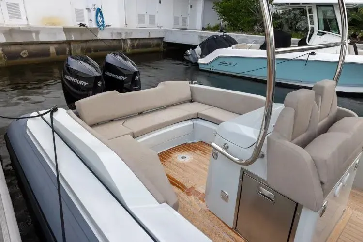  Yacht Photos Pics 2024 Sacs Strider 900 - Image 14