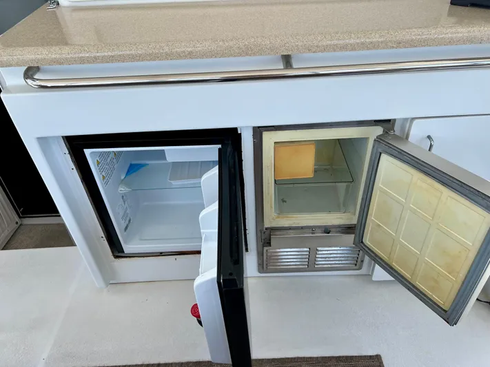 New Dawn Yacht Photos Pics 