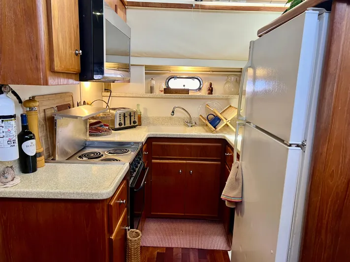 New Dawn Yacht Photos Pics 