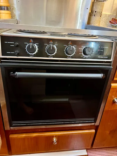 New Dawn Yacht Photos Pics 