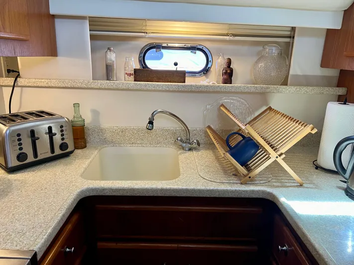 New Dawn Yacht Photos Pics 