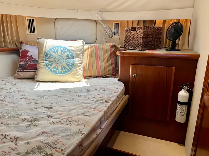 New Dawn Yacht Photos Pics 