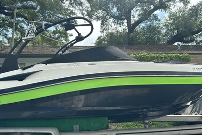 Rinker 21QX BR