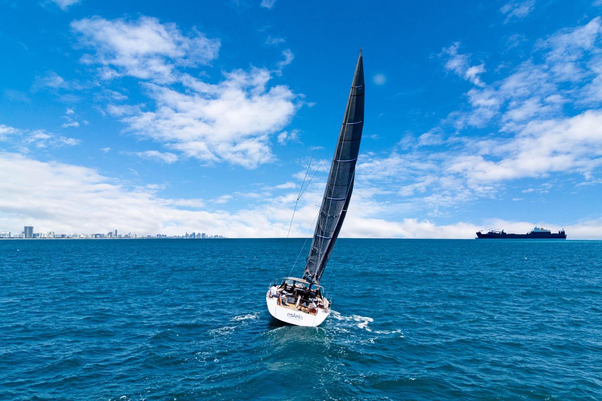 2017 Grand Soleil 52 
