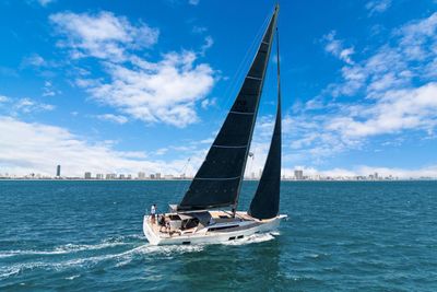 Yacht
