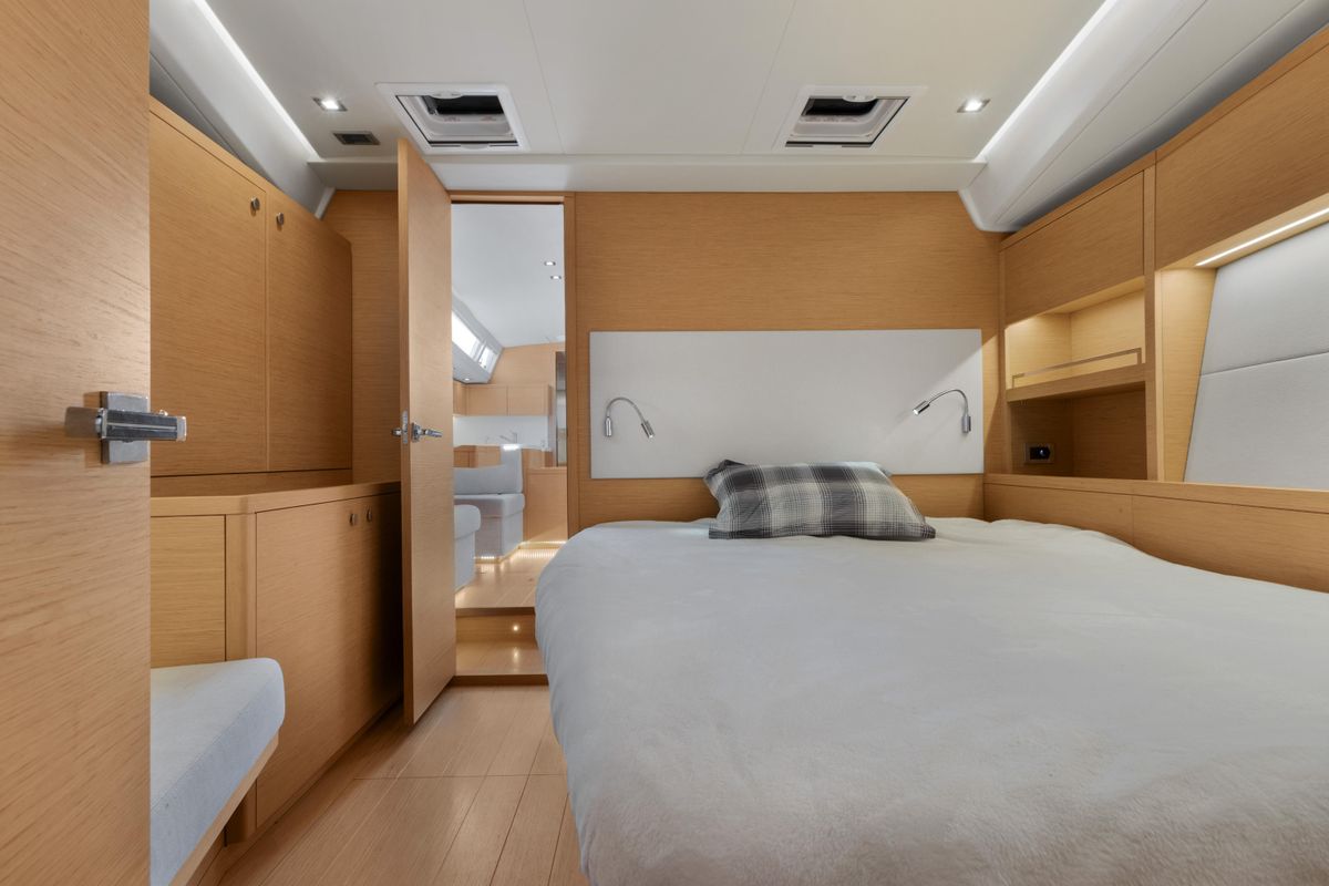 2017 Grand Soleil 52 