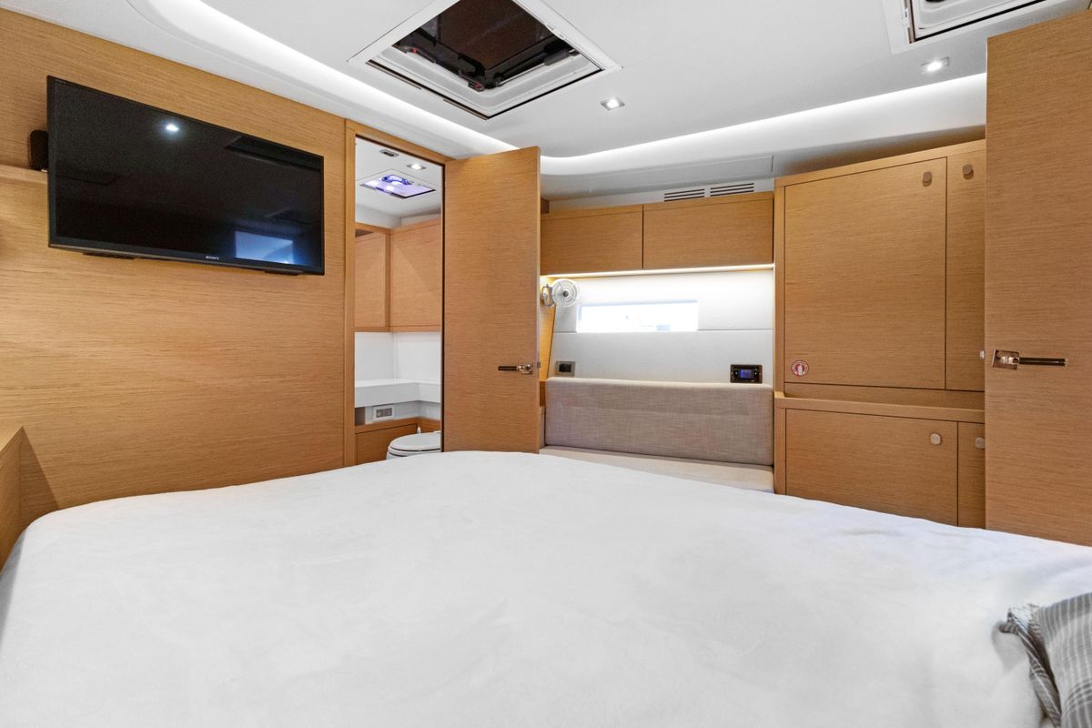 2017 Grand Soleil 52 