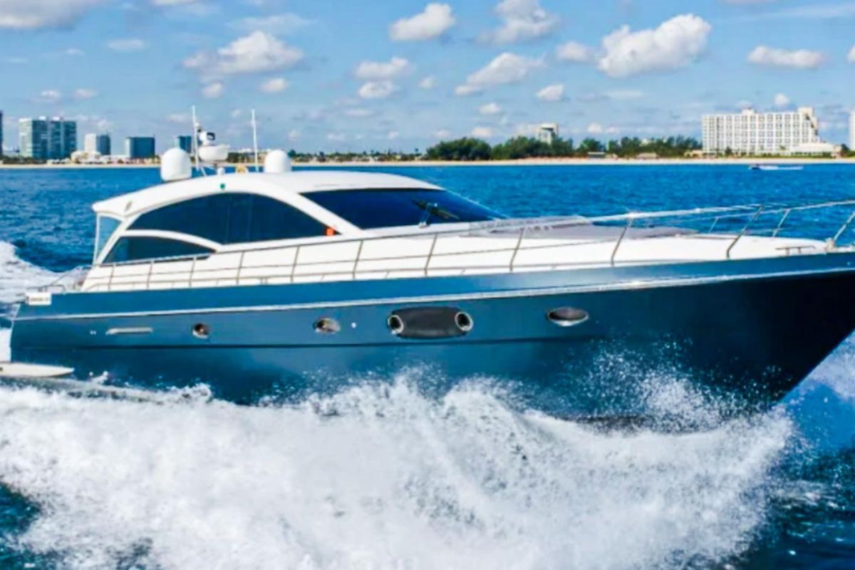 2011 Uniesse 55 