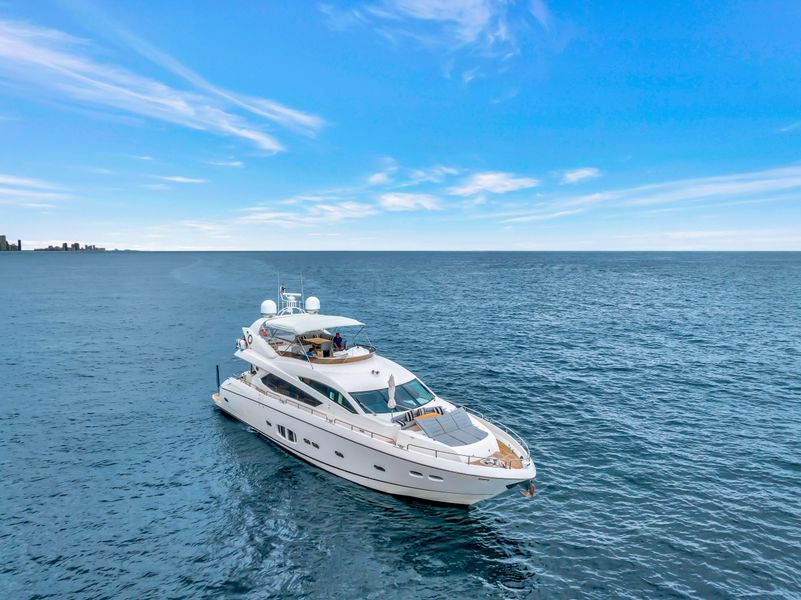 2011 Sunseeker 80 Yacht