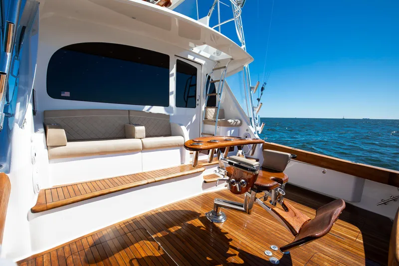 Irish Twin Yacht Photos Pics 