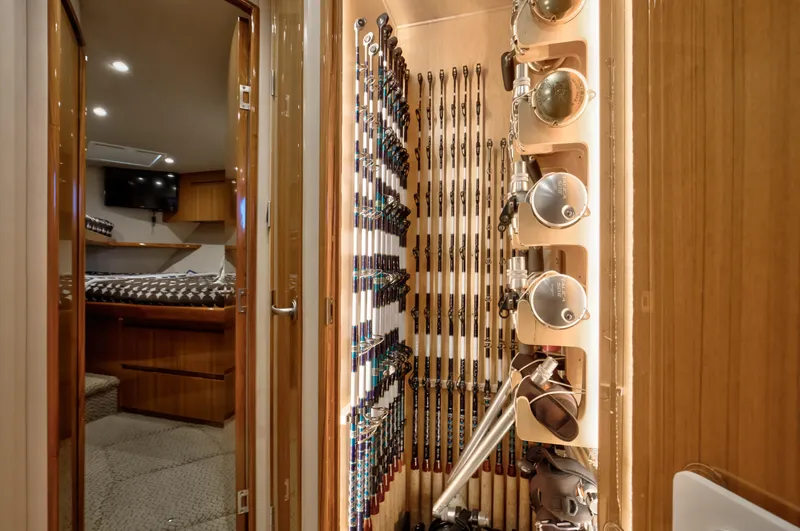 Irish Twin Yacht Photos Pics 