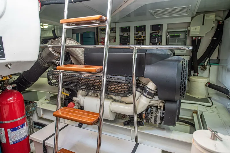 Well Done Yacht Photos Pics 2018 Belize 54 Daybridge - Image 73