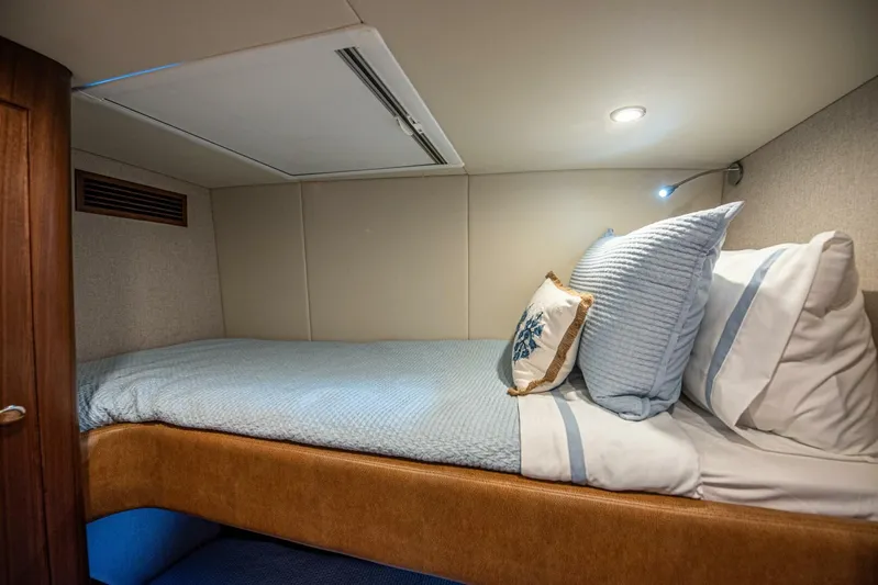 Well Done Yacht Photos Pics 2018 Belize 54 Daybridge - Image 69