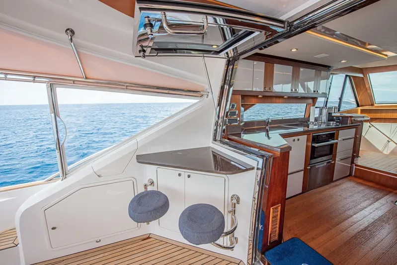 Well Done Yacht Photos Pics 2018 Belize 54 Daybridge - Image 35