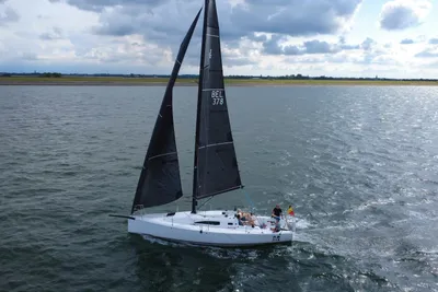 2025 J Boats J/99
