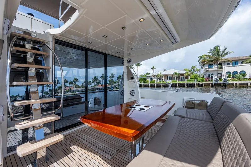 Lifesaver Yacht Photos Pics 