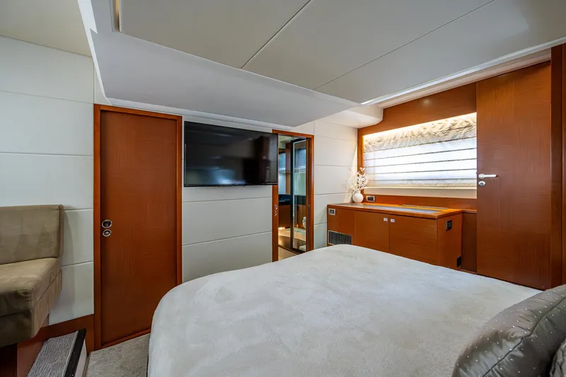 Lifesaver Yacht Photos Pics 