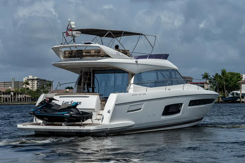 Lifesaver Yacht Photos Pics 