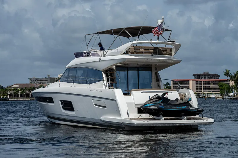 Lifesaver Yacht Photos Pics 