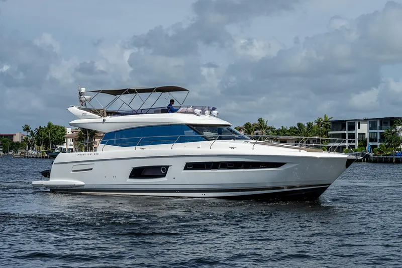 Lifesaver Yacht Photos Pics 