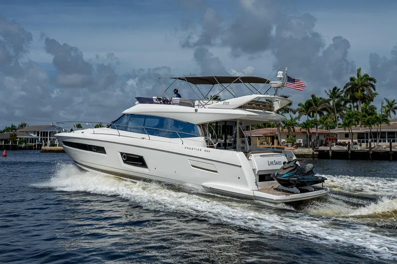 Lifesaver Yacht Photos Pics 