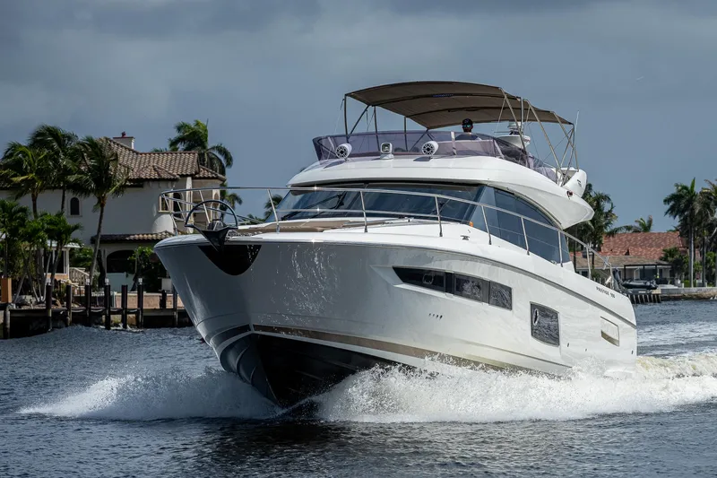 Lifesaver Yacht Photos Pics 