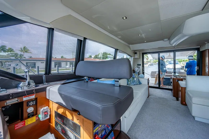 Lifesaver Yacht Photos Pics 