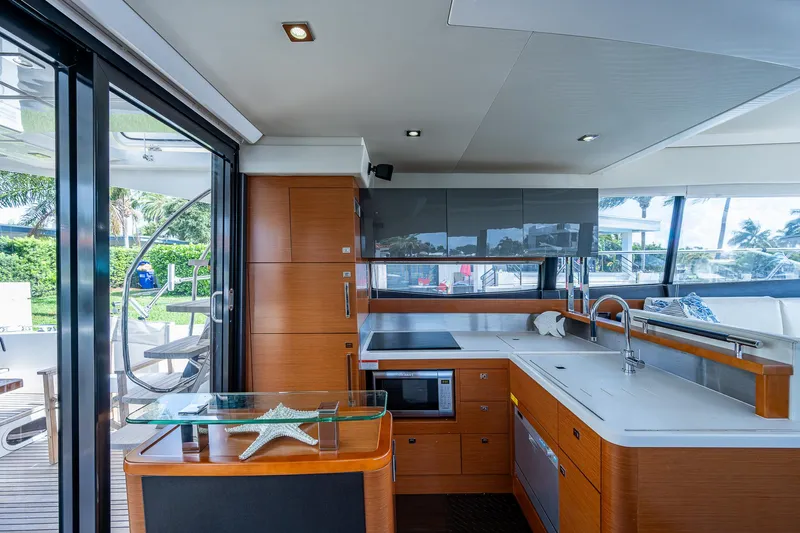 Lifesaver Yacht Photos Pics 