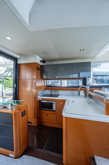 Lifesaver Yacht Photos Pics 