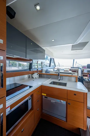 Lifesaver Yacht Photos Pics 